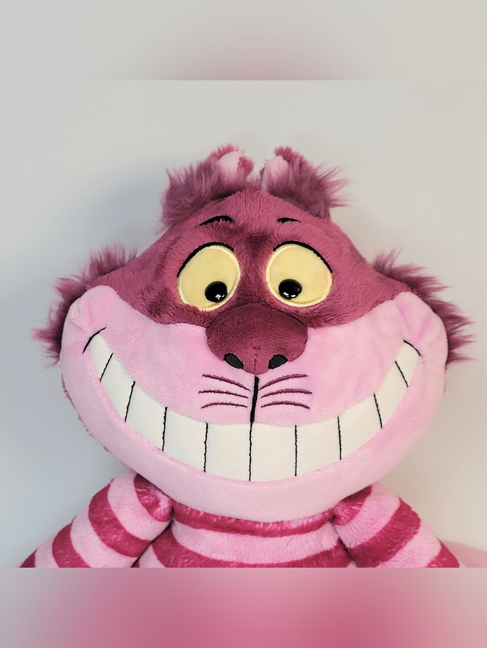 Scentsy Buddy Disney Cheshire Cat Alice in Wonderland Stuffed Plush Sitting 12" - Picture 2 of 12